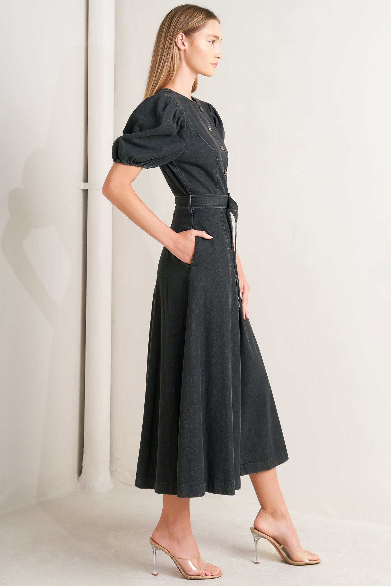 IN MY MIND DENIM MIDI DRESS Flying Tomato